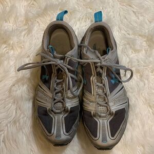 Under Armour size 12 ladies performance walker sneakers